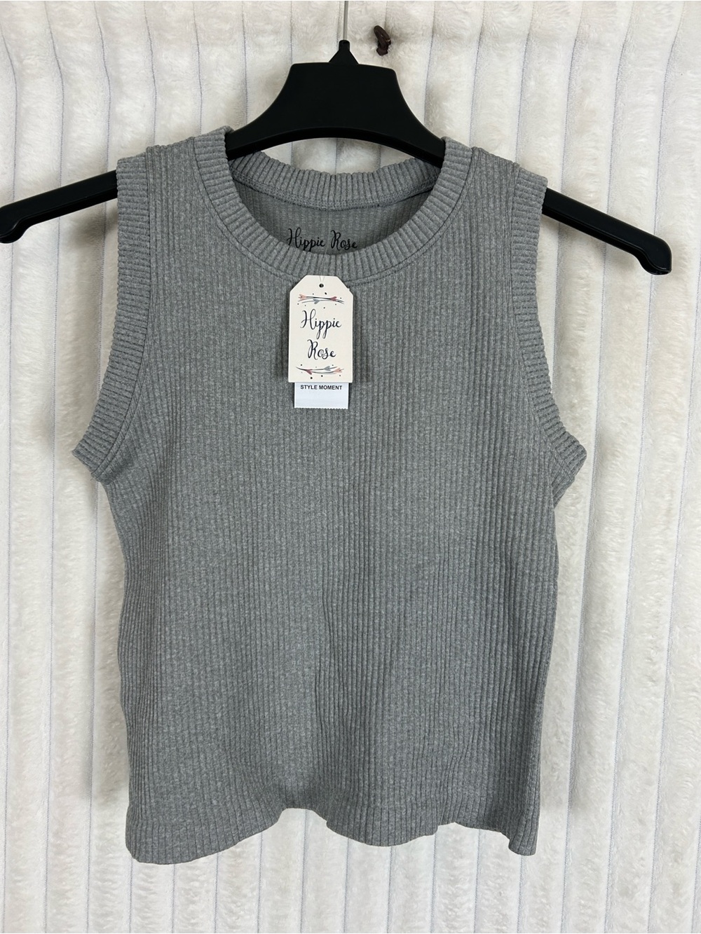NWT Hippie Rose Moment Light Gray Ribbed stretch Tank Top M